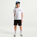 Nike Sportswear Older Kids' T-Shirt