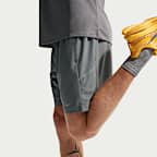 Shorts de correr Dri-FIT de 18 cm con forro de ropa interior Nike Miler para hombre