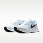 Tenis de correr en pavimento para mujer Nike Run Swift 3