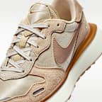 Nike Phoenix Waffle Women's Shoes