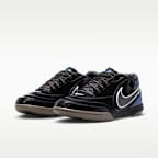 Nike Tiempo Streetgato SE Indoor/Court Low-Top Football Shoes