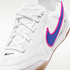 ナイキ⁠ジュニア ティエンポ ストリートガト ジュニア⁠インドアコート ローカット サッカーシューズ