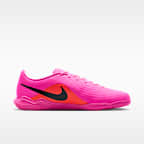 Tacos de futbol para cancha cubierta de corte low Nike Tiempo Maestro Club