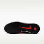 Nike Phantom 6 Low Academy Indoor/Court Soccer Shoes