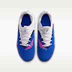 Nike Jr. Phantom 6 Low Academy voetbalschoenen voor kids (meerdere ondergronden)