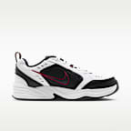 Chaussure d'entraînement Nike Air Monarch IV pour homme