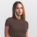 NikeSKIMS Matte gepolstertes Baby-T-Shirt (Damen)