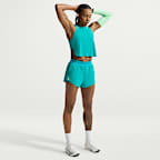 Shorts de correr Dri-FIT ADV de tiro medio de 8 cm con forro de ropa interior para mujer Nike AeroSwift