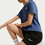 Nike Sportswear Phoenix Fleece Women's Mid-Rise 4" Shorts