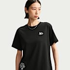 เสื้อยืดโอเวอร์ไซส์ผู้หญิง Nike Sportswear Classic