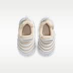 Nike Dynamo Free 嬰幼兒鞋款