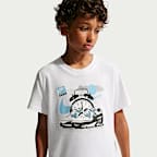 Nike Sportswear Older Kids' T-Shirt