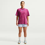 Nike 女款寬版短袖 T 恤