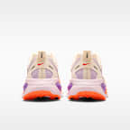 Tenis de correr en pavimento para mujer Nike Vomero 18