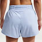 Shorts Dri-FIT de tiro alto de 13 cm con forro de ropa interior para mujer Nike One