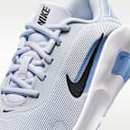 Chaussure d'entraînement Nike Flex Train pour femme