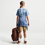 Playera para niños talla grande Nike Sportswear