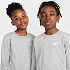 Nike Sportswear Older Kids' Long-Sleeve T-Shirt