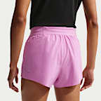 Shorts de correr Dri-FIT de tiro medio de 6.5 cm con forro de ropa interior para mujer Nike Swift Breathe
