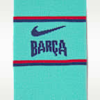 Kit de 3 piezas de futbol Nike Replica para niños talla pequeña FC Barcelona alternativo Stadium 2026/27