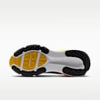Tenis de correr en pavimento para hombre Nike College Vomero 18 (UCLA)