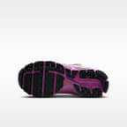 Tenis para niños grandes Nike Vomero 5