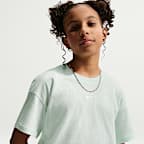 Nike Sportswear Essential Older Kids' (Girls') T-Shirt