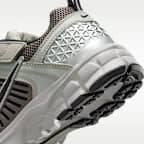 나이키 보메로 5 반사 디자인 액센트 리틀키즈 신발