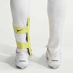 Protector de pierna para bateador de béisbol (diestro) Nike Vapor Elite "Ronald Acuña Jr"
