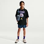 Nike Sportswear Older Kids' (Girls') Oversized T-Shirt