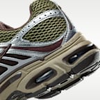 ナイキ エア マックス モト 2K ウィメンズシューズ リフレクティブ (再帰反射) アクセント付き