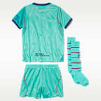 Kit de 3 piezas de futbol Nike Replica para niños talla pequeña FC Barcelona alternativo Stadium 2026/27