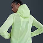 Chamarra de correr Repel plegable para mujer Nike Swift