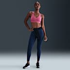 Bra deportivo Nike Universa con almohadilla de media sujeción para mujer