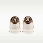 ナイキ エア フォース 1 '07 LV8 ウィメンズシューズ