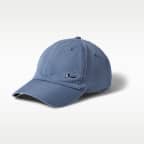 Nike Dri-FIT Club Unstructured Metal Swoosh Cap
