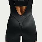 Short à bretelles NikeSKIMS Satin Shine 8 cm pour femme