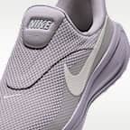 Tenis de correr en pavimento para mujer Nike Revolution 8 EasyOn