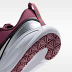 Tenis de correr en pavimento para mujer Nike Revolution 8 Utility