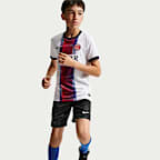 Paris Saint-Germain 2026/27 Stadium Goalkeeper Older Kids' Nike Dri-FIT Football Replica Shorts