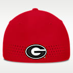Gorra universitaria Nike Dri-FIT para hombre Georgia Sideline Club Gameday