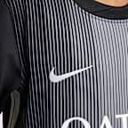 Paris Saint-Germain 2025/26 Stadium Goalkeeper Older Kids' Nike Dri-FIT Football Replica Long-Sleeve Shirt