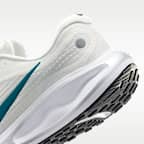 Tenis de correr en pavimento para hombre Nike Journey Run