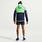Nike Impossibly Light Windrunner Laufjacke (Herren)