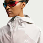 Chamarra Storm-FIT ADV para mujer Nike ACG "Phantazma"