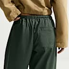 Nike Sportswear Women's Oversized Low-Rise Utility Trousers