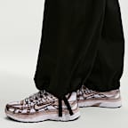 Nike Sportswear Women's Oversized Low-Rise Utility Pants