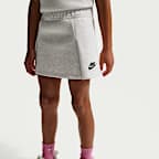 Conjunto de falda de dos piezas Tech Fleece para niños talla pequeña Nike