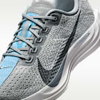 Tenis de correr en pavimento para mujer Nike Pegasus Plus