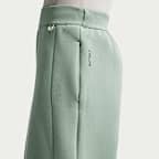 Pants de tiro alto de pierna ancha para mujer Nike 24.7 ImpossiblySoft